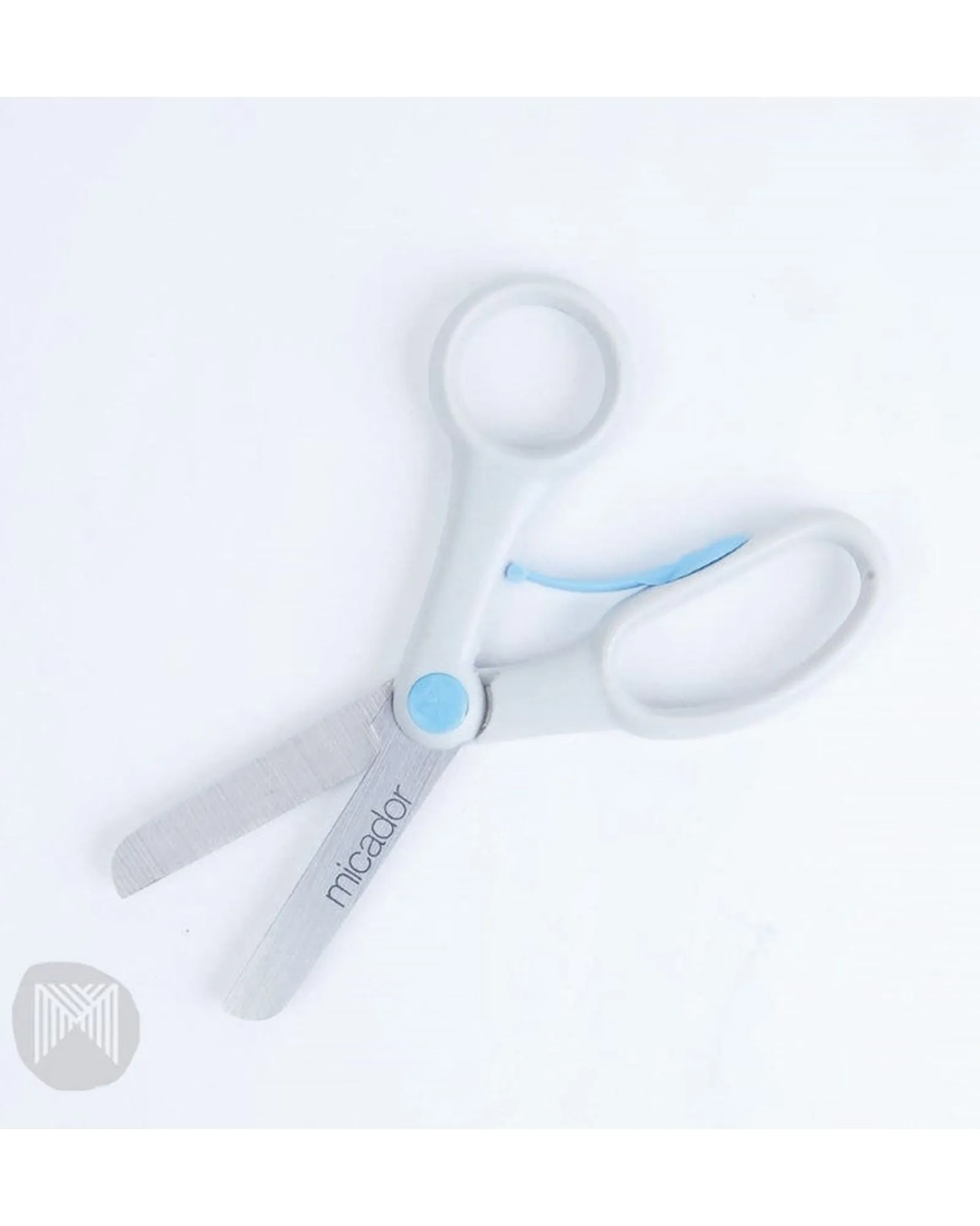 early stART Safety Scissors Outlet
