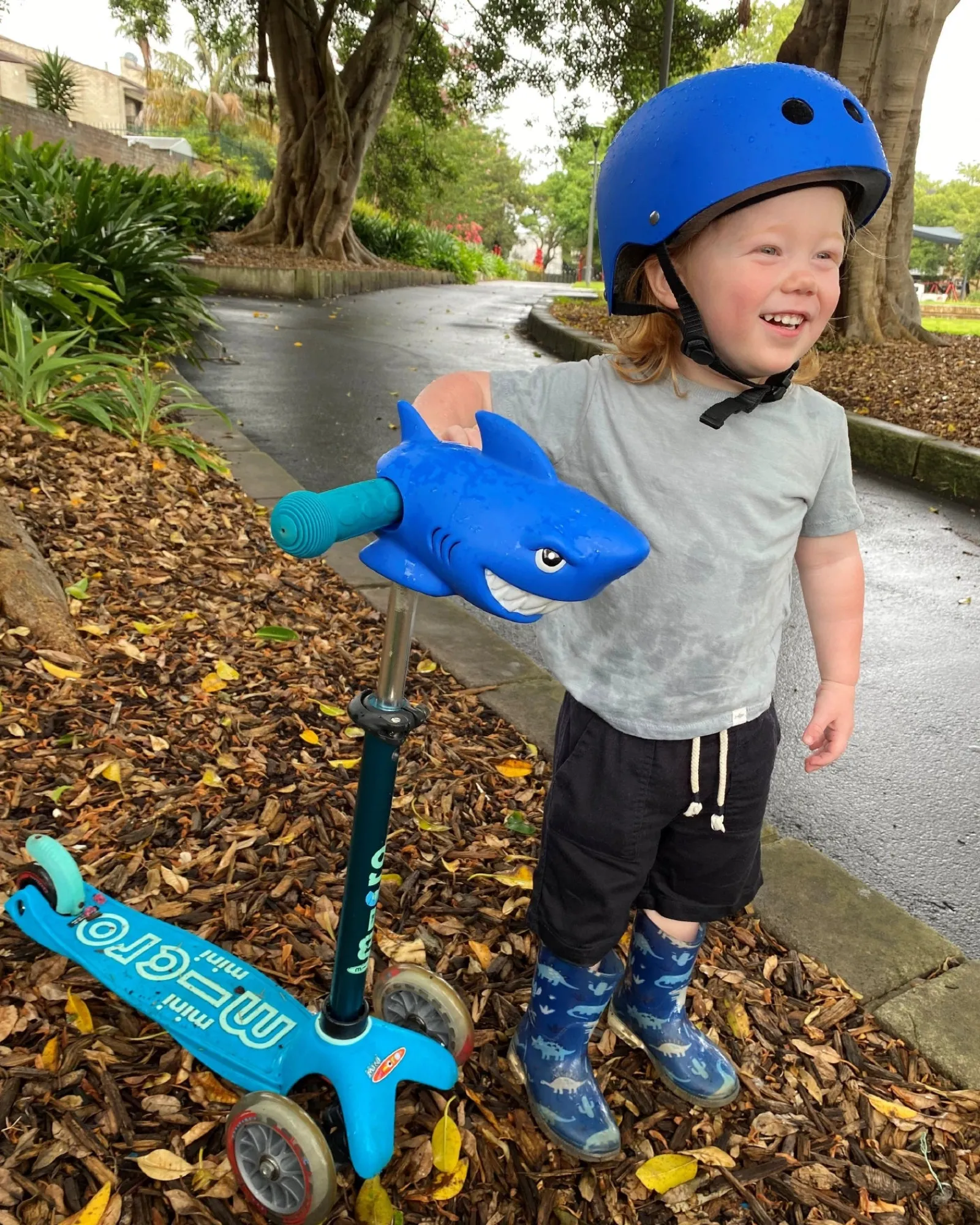 Freeplay Kids Scooter Pals Savvy Shark Sale