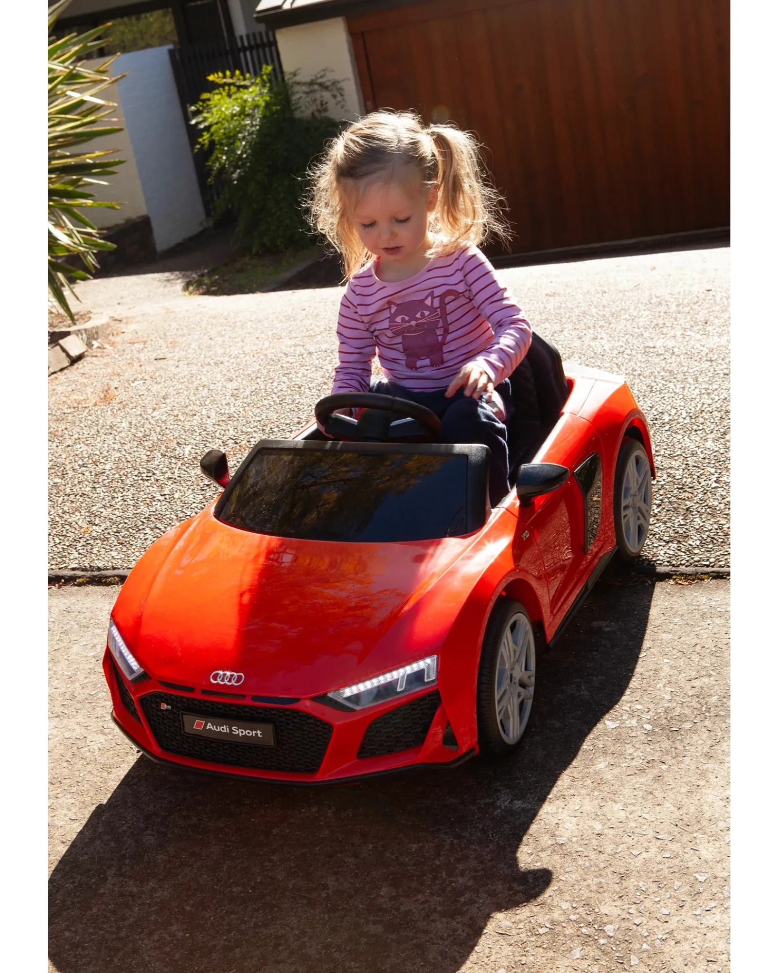 * Kidstuff Audi R8 Spyder Ride On Car Cheap