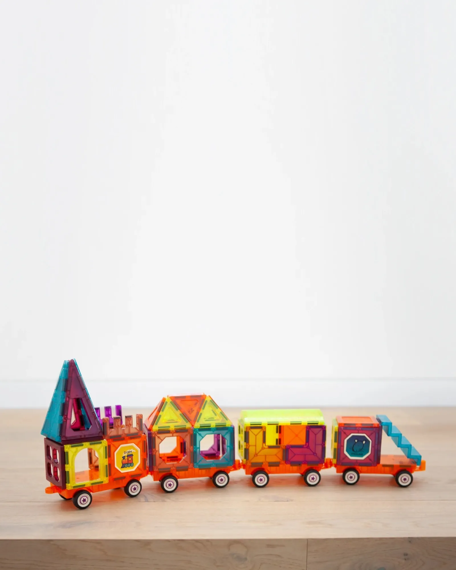 Magnetika Transporter Tech Set Online