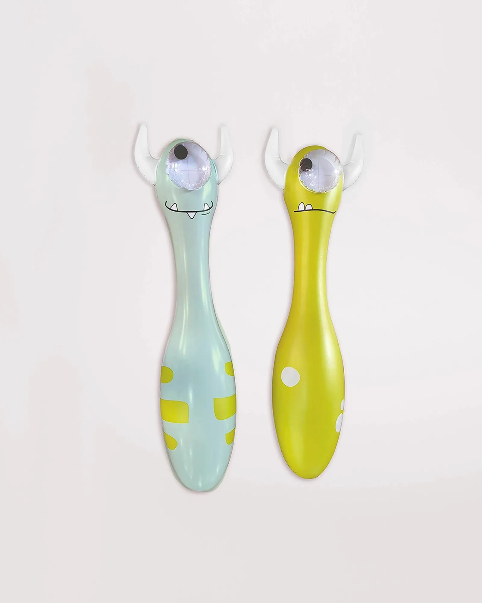 Sunnylife Sunny Life Inflatable Buddy Monty The Monster Set Of 2 New